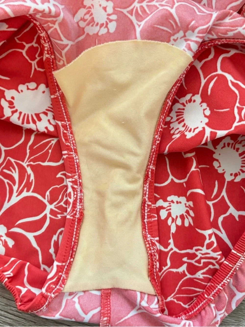 Miraclesuit Swimsuit Coral Floral Surplice V Neck Ruched One Piece Size 10